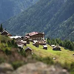 Silbertal Отель