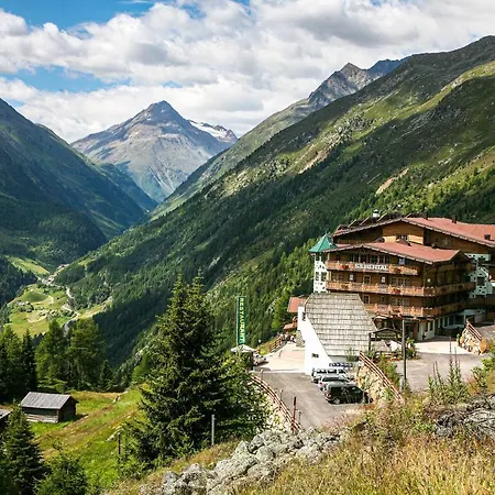 Hotel Silbertal Solden