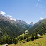 Silbertal Hotel