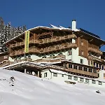 Silbertal Hotel