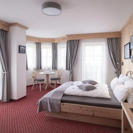 Silbertal Hotel